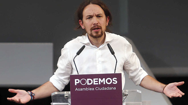 pablo-iglesias-coleta-camisa